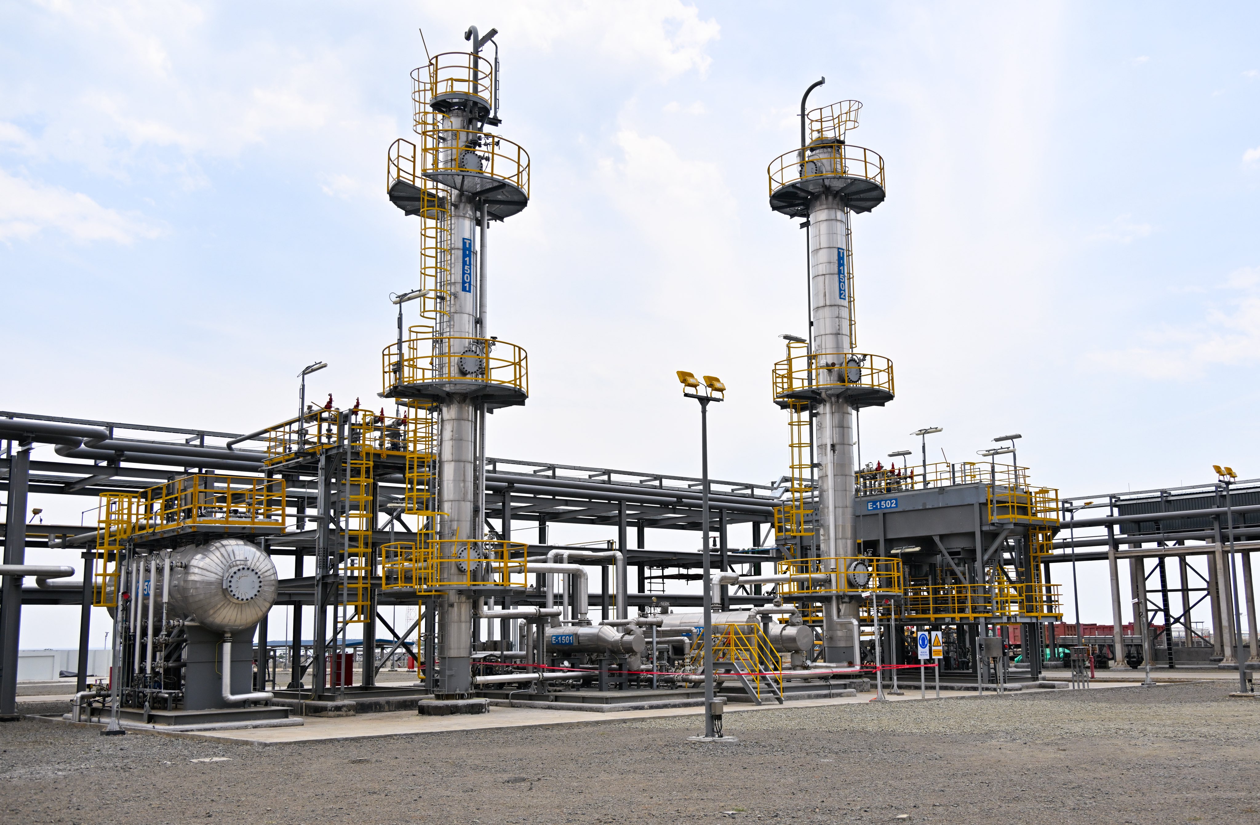 UGANDA CHRISTENS ITS CRUDE OIL ‘PEARL SWEET’ AS FIRST OIL DRAWS CLOSER